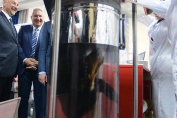 Собчак пожалуется в прокуратуру на эксперимент Рогозина с таксой