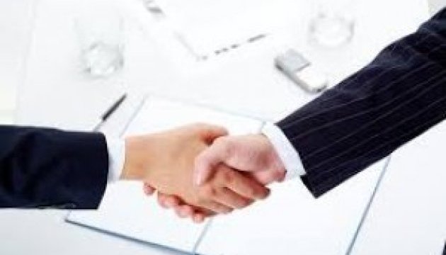 Урядова «гаряча лінія» сприяє оперативному вирішенню проблем підприємців Урядова «гаряча лінія» сприяє оперативному вирішенню проблем підприємців