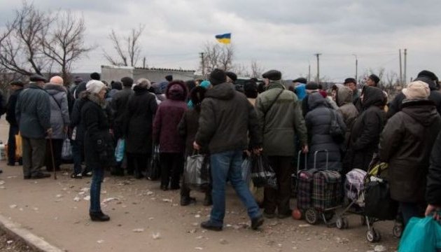 Пропускну спроможність переходу у Станиці обіцяють збільшити Пропускну спроможність переходу у Станиці обіцяють збільшити