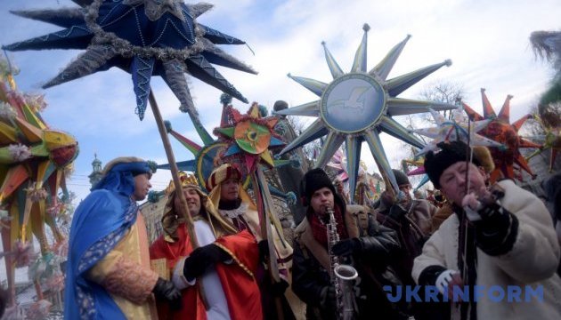 "Героїчна" звізда очолить різдвяну ходу у Львові "Героїчна" звізда очолить різдвяну ходу у Львові