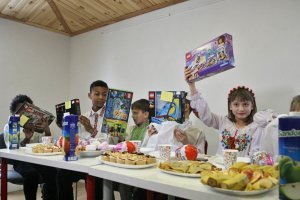 Багатодітній родині влаштували "відкритий" сніданок