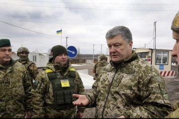 Россия считает войну на Донбассе первым этапом войны с НАТО — Порошенко