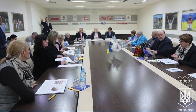 Переможців Всеукраїнської церемонії "Герої спортивного року-2017" назвуть 4 квітня Переможців Всеукраїнської церемонії "Герої спортивного року-2017" назвуть 4 квітня