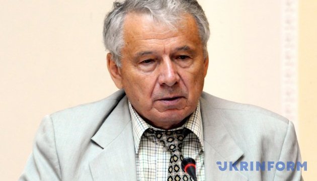 Более миллиона за три года: эксперт посчитал трудовых мигрантов-украинцев Более миллиона за три года: эксперт посчитал трудовых мигрантов-украинцев