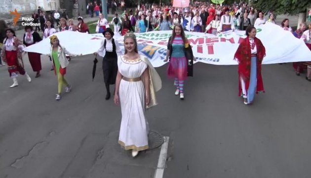 "Мельпомену Таврии" в этом году будут принимать несколько городов юга Украины "Мельпомену Таврии" в этом году будут принимать несколько городов юга Украины