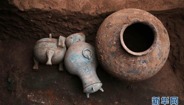 В Поднебесной нашли 2000-летний алкогольный напиток В Поднебесной нашли 2000-летний алкогольный напиток