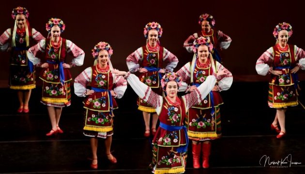 Масштабний фестиваль українського танцю пройшов у Канаді Масштабний фестиваль українського танцю пройшов у Канаді