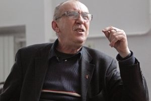 Олександр Ірванець, письменник
