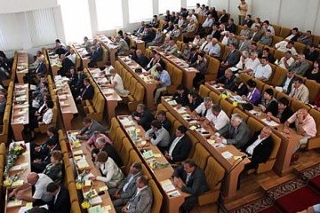 Миколаївська облрада не змогла забрати у російської мови статус регіональної