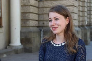 «Поздравление Гитлеру» от львовской учительницы: Садовый ожидает комментарий «Свободы»