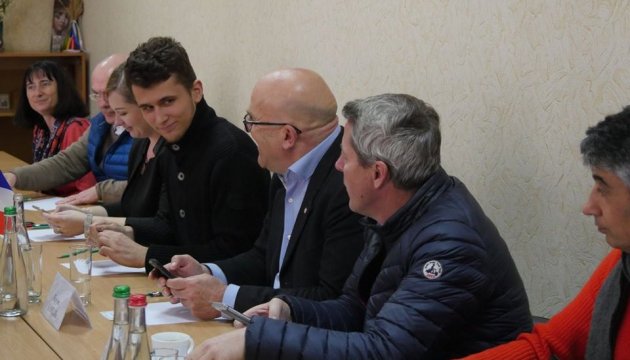 Французька делегація відвідала Донбас, у полі зору – перспективи бізнесу Французька делегація відвідала Донбас, у полі зору – перспективи бізнесу