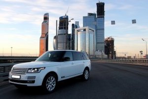 Автомобілі, які підкреслять вашу солідність і статус в день весілля