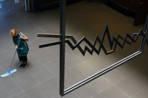О рисках инфляции и сохранения учетной ставки на уровне 17%