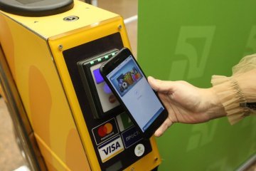 ПриватБанк підтвердив запуск Apple Pay в Україні