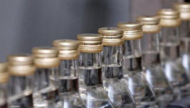 Из-за долгов по зарплате продадут два спиртзавода на Буковине Из-за долгов по зарплате продадут два спиртзавода на Буковине