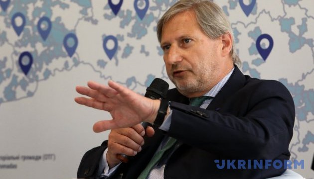 Єврокомісар вважає децентралізацію одним з найбільших досягнень України Єврокомісар вважає децентралізацію одним з найбільших досягнень України