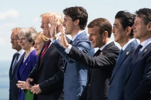 «Огонь и ярость» в Шарлевуа, или Полураспад G7