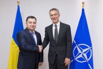 Полторак встретится со Столтенбергом