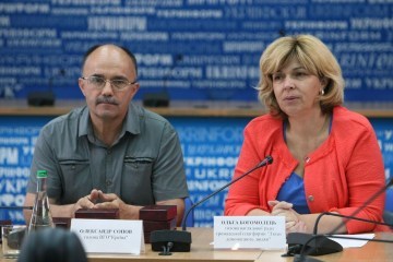 Представлення нових зразків нагород в медичній сфері