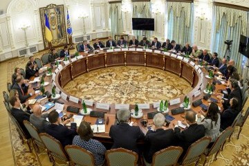 Керченський міст і політв’язні: Порошенко нагадав ЄС про нові злочини Кремля