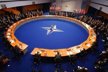 Klimkin: Ucrania participará en la cumbre de la OTAN en el formato de reunión con Georgia
