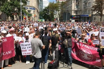 Учасники антиурядового мітингу в Кишиневі прийняли резолюцію