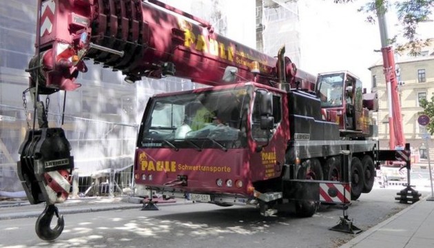 Вкрадений у Німеччині будівельний кран знайшовся в Єгипті Вкрадений у Німеччині будівельний кран знайшовся в Єгипті