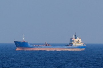 Санкції дають результат: судновласники РФ уникають перевезень через Україну