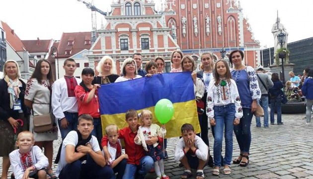 У Латвії відпочивають вдови та діти українських захисників У Латвії відпочивають вдови та діти українських захисників