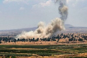 Провокатори панікують: прогнози про «жахи» воєнного стану не збуваються