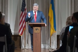 Порошенко - діаспорі: Ви забезпечуєте єдність і солідарність з Україною