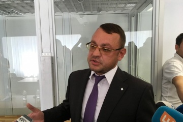 Госизмена Януковича: адвокат продолжает читать речь