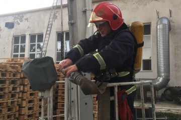 Пожар на картонном комбинате в Житомире локализовали