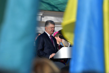 Украина остается щитом Европы от болезненных планов Кремля - Порошенко