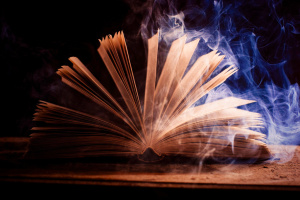 Чи кожна книжка – книжка? Як позбутися макулатурного мотлоху?