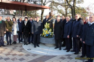 Вінничани в Торонто вшанували пам'ять жертв Голодомору 1932-1933 років