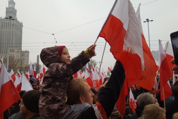 У Варшаві понад 200 тисяч поляків вийшли на марш “Для тебе, Польщо”