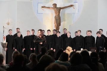 Мистецька акція “Свічка пам’яті” зібрала пожертви для хоспісу
