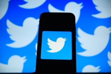 Twitter заблокировал фейковый аккаунт Путина