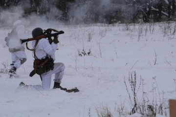 Militants launched 14 attacks on Ukrainian troops in Donbas in last day