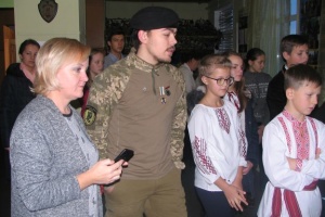 У Іванківському ЦСПР продовжується акція “Підтримай бійця”