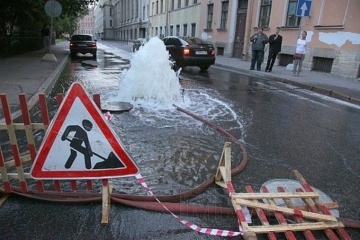 Аварія на водогоні паралізувала центр Тернополя