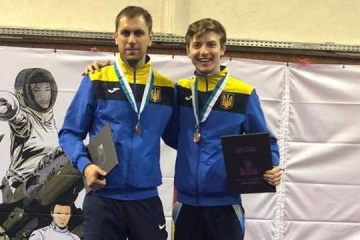 Українські військовослужбовці вибороли дві медалі на ЧС із фехтування — Порошенко