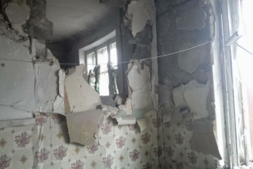 Оккупанты обстреляли Золотое-4 на Луганщине, поврежден жилой дом