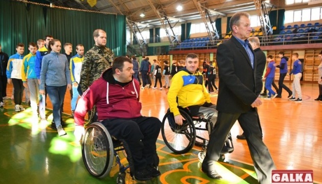 У Івано-Франківську відбулись спортивні змагання за участю ветеранів АТО, які отримали інвалідність У Івано-Франківську відбулись спортивні змагання за участю ветеранів АТО, які отримали інвалідність
