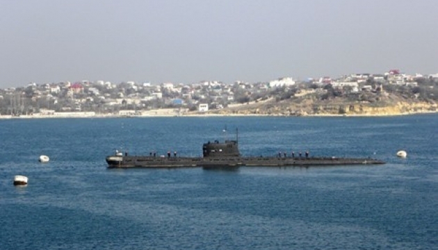Zaporizhzhia submarine puts to sea