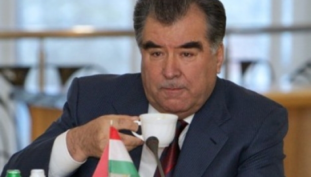 Президент Таджикистану призначив свого сина мером столиці