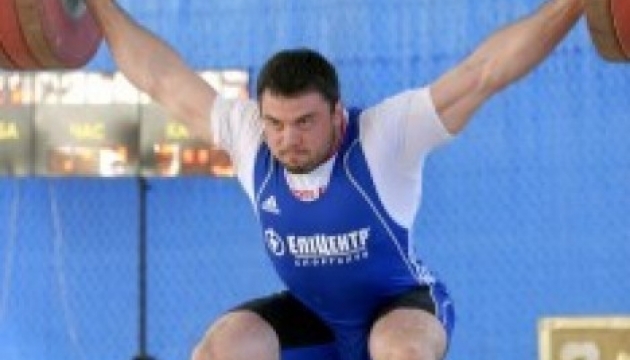 Der Gewichtheber Oleksij Torochtij hat der Ukraine das dritte 