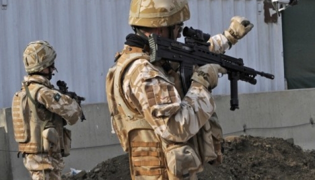 На базі НАТО в Афганістані сталася стрілянина, є поранені
