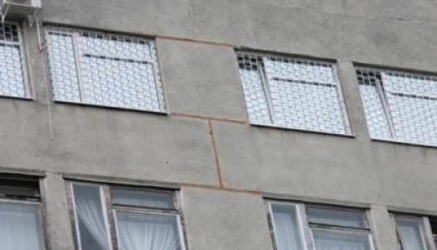 На Донеччині поліція розгорнула інформаційну кампанію «Батьки, закривайте вікна!»